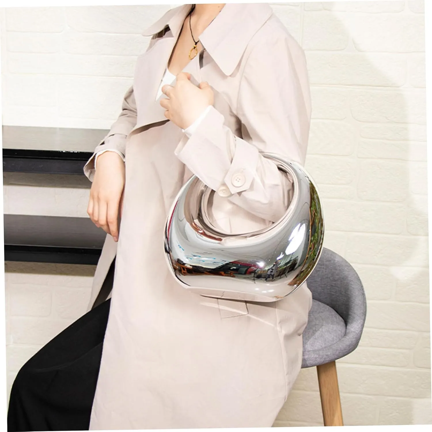 Acrylic Clutch Mirror Gold Clutch Purses for Women Lady Handbag Top-Handle Moon Bag with Detachable Shoulder Strap Elegant