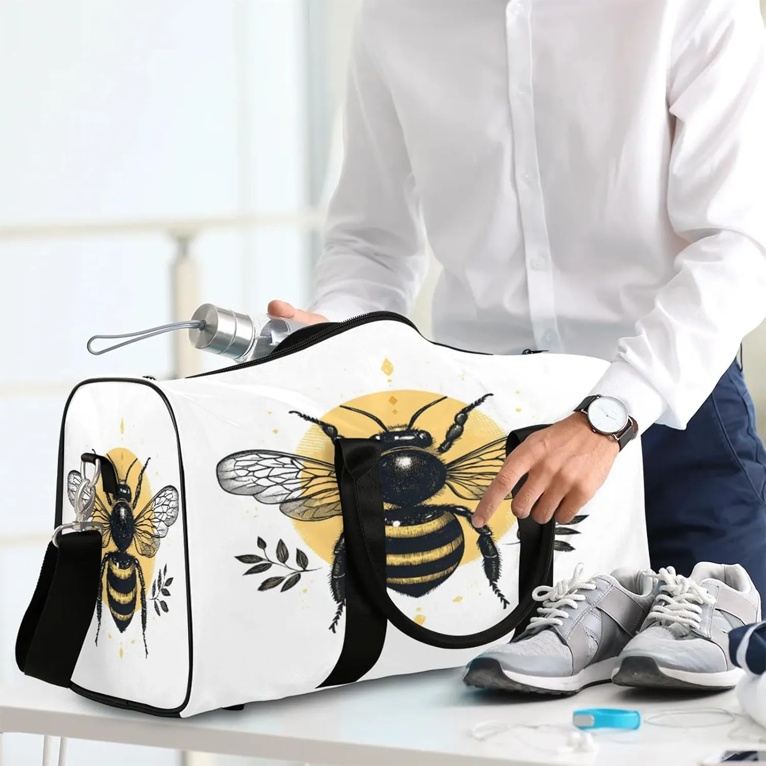 Bee Duffle Bag for Travel, Overnight Weekend Gym Carry On Luggage Bag, Black Yellow Bee Travel Duffel Bag for Men Women