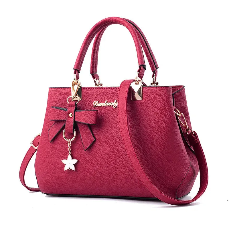 Elegant Crossbody Tote – Floral Charm Shoulder Bag for Office & Everyday Style