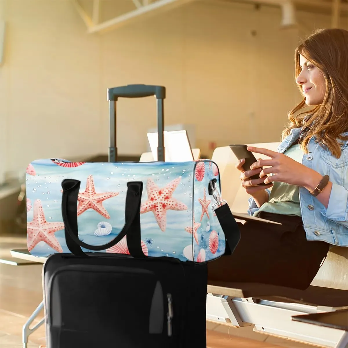 Foldable Travel Bag Seashell Starfish Print Lightweight Carry On Bags for Airplanes Waterproof Travel Duffle Bag For Gym Weekend Overnight