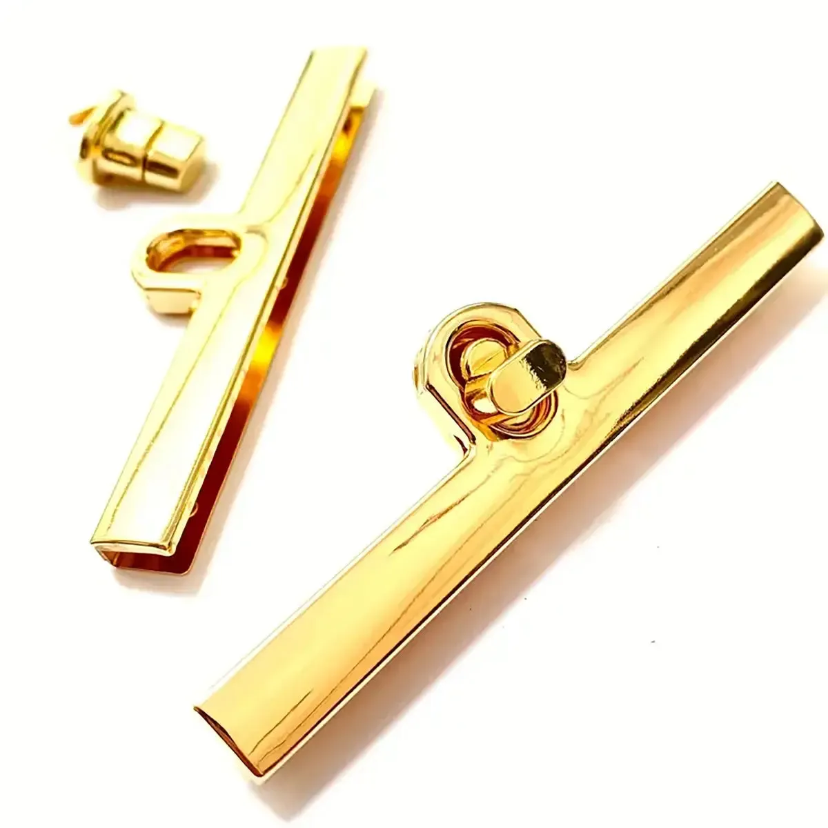 Gold Beam Twist Bag Clasp