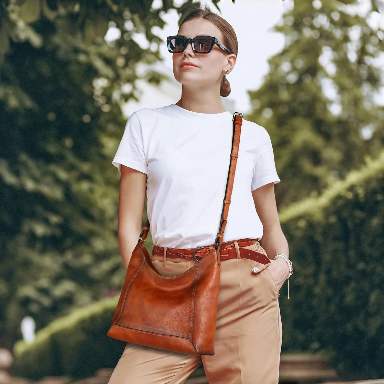 Iswee Shoulder Bag Soft Leather Purses Vintage Women’s Crossbody Handbags Luxury Stylish Crossbody Bag Purse