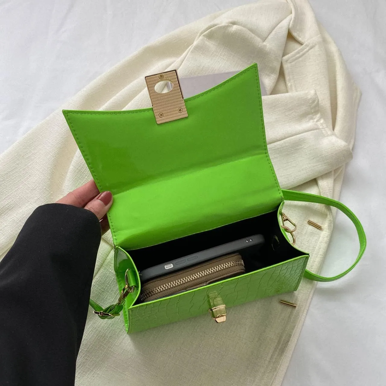 JHVYF Women Small Crossbody Bags Shoulder Bag Classic Satchel Handbags Ladies Cute Purses Satchels bag