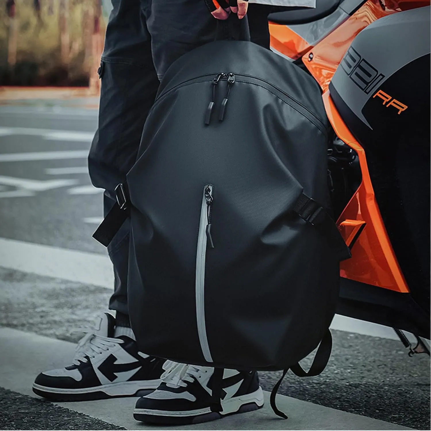 Motorcycle Backpack,waterproof helmet backpack for Men,riding bag,bikers backpack,laptop bags,large capacity travel backpacks (Black Zipper)
