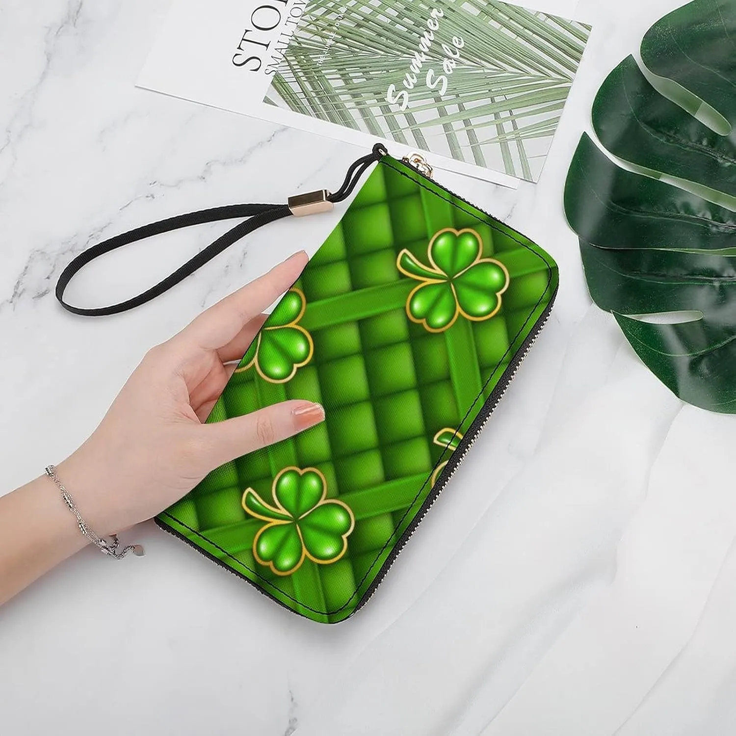 Saint Patrick's Day Lucky Green Shamrock Clover Four Leaf Checker Long Clutch Wallet, Long Handbag with Removable Wristlet Strap, PU Leather Zip Purse, Credit Pass Case Card-Holder for Men Women