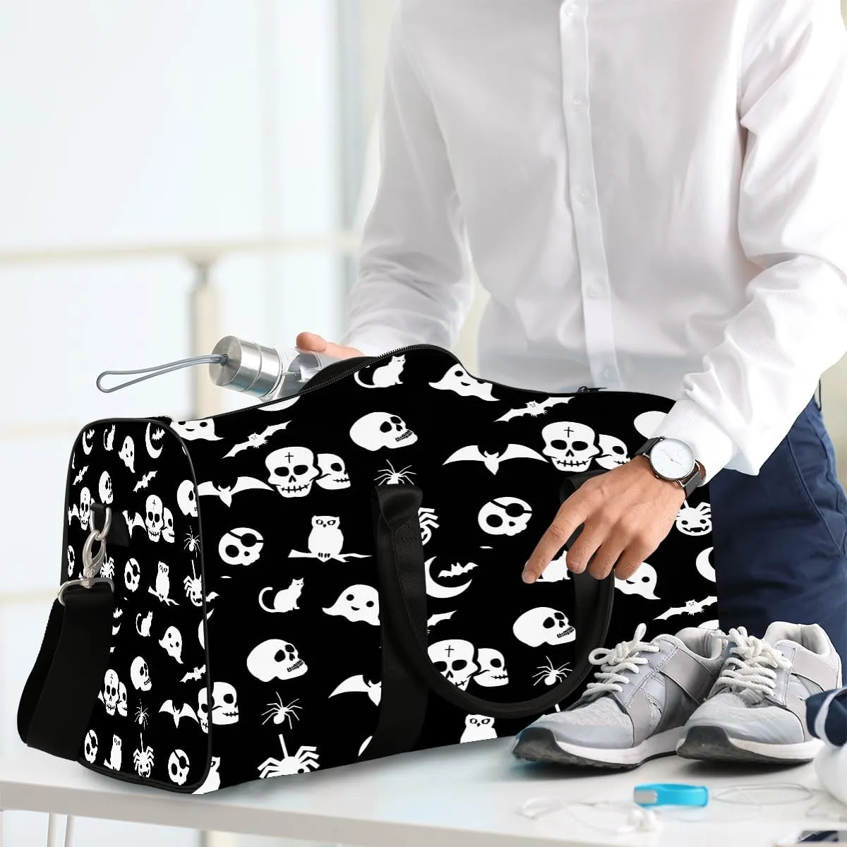 Skull Goth Skeleton Travel Duffel Bag for Women Men Small Sport Gym Bag Waterproof Weekender Overnight Bag Lightweight Carry on bag Foldable Gym Bag for Training Swim Yoga Traveling Handbag
