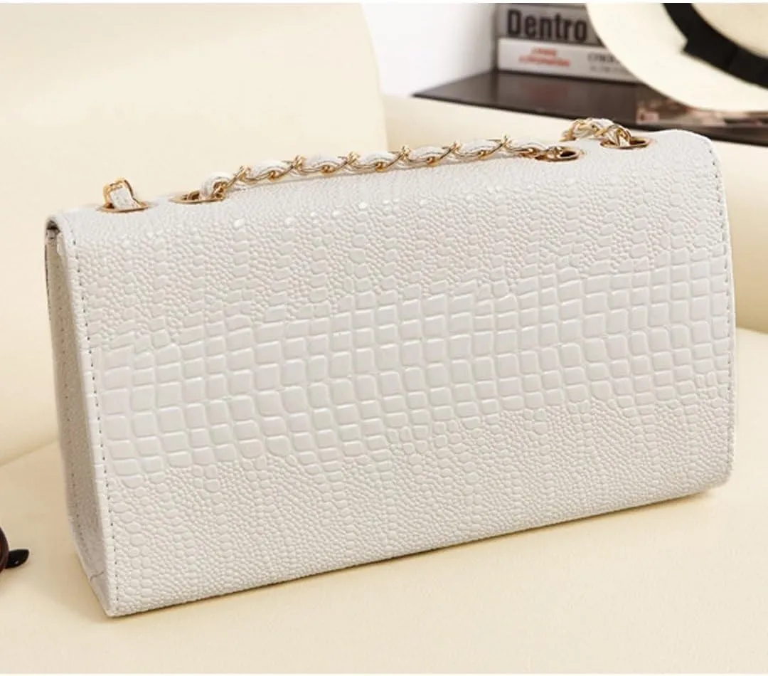 Small Gold Chain Quilted Crossbody Satchel Fashion Women Leather Shoulder Handbag