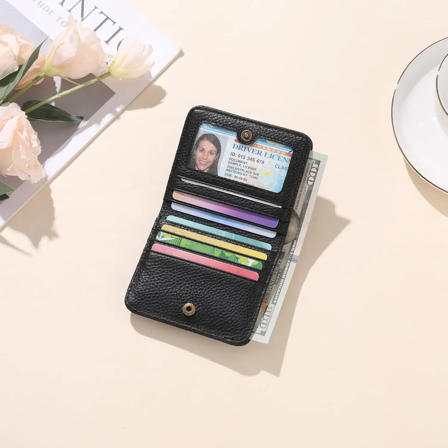 Small Wallet Women Compact RFID Blocking Credit Card Holder Bifold Genuine Leather Wallets with Zipper Coin Pocket