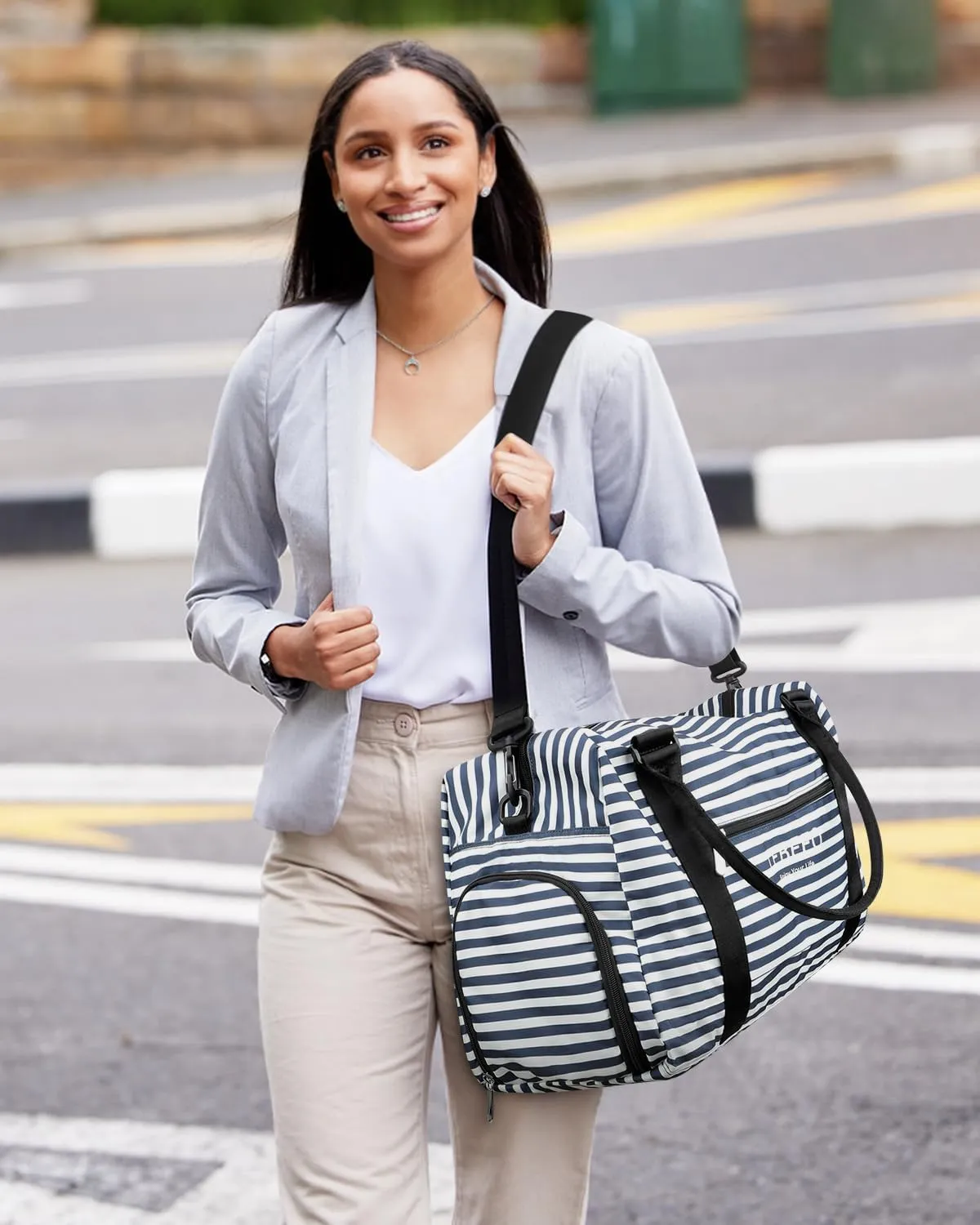 Travel Duffle Bag for Women Large Weekender Overnight Bags Gym Bag with Shoe Compartment Waterproof Hospital Bag Carry On Tote Bag for Airplanes,Blue Stripe