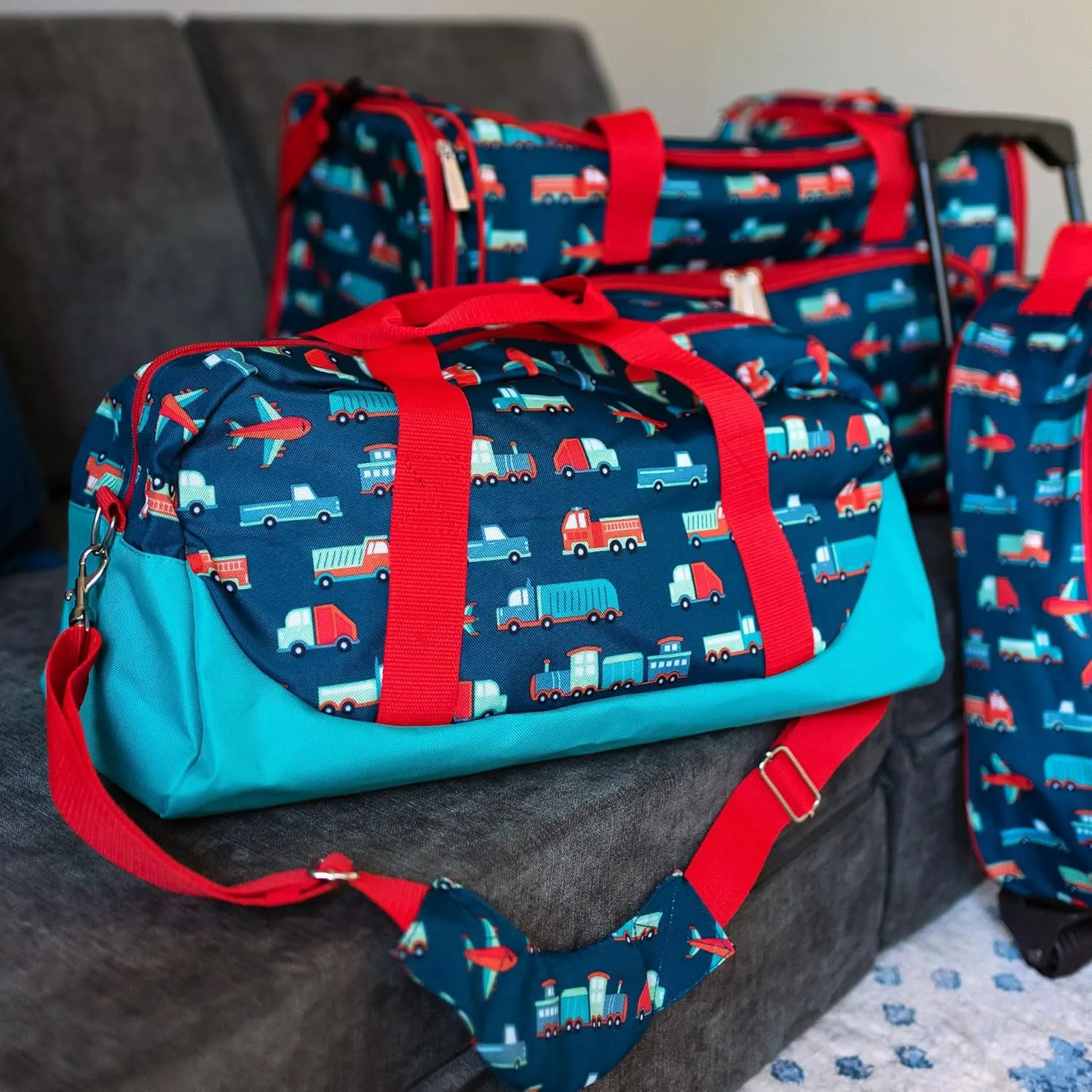 Wildkin Kids Overnighter Duffel Bag – Carry-On Size, Ideal for School & Sleepovers – Transportation