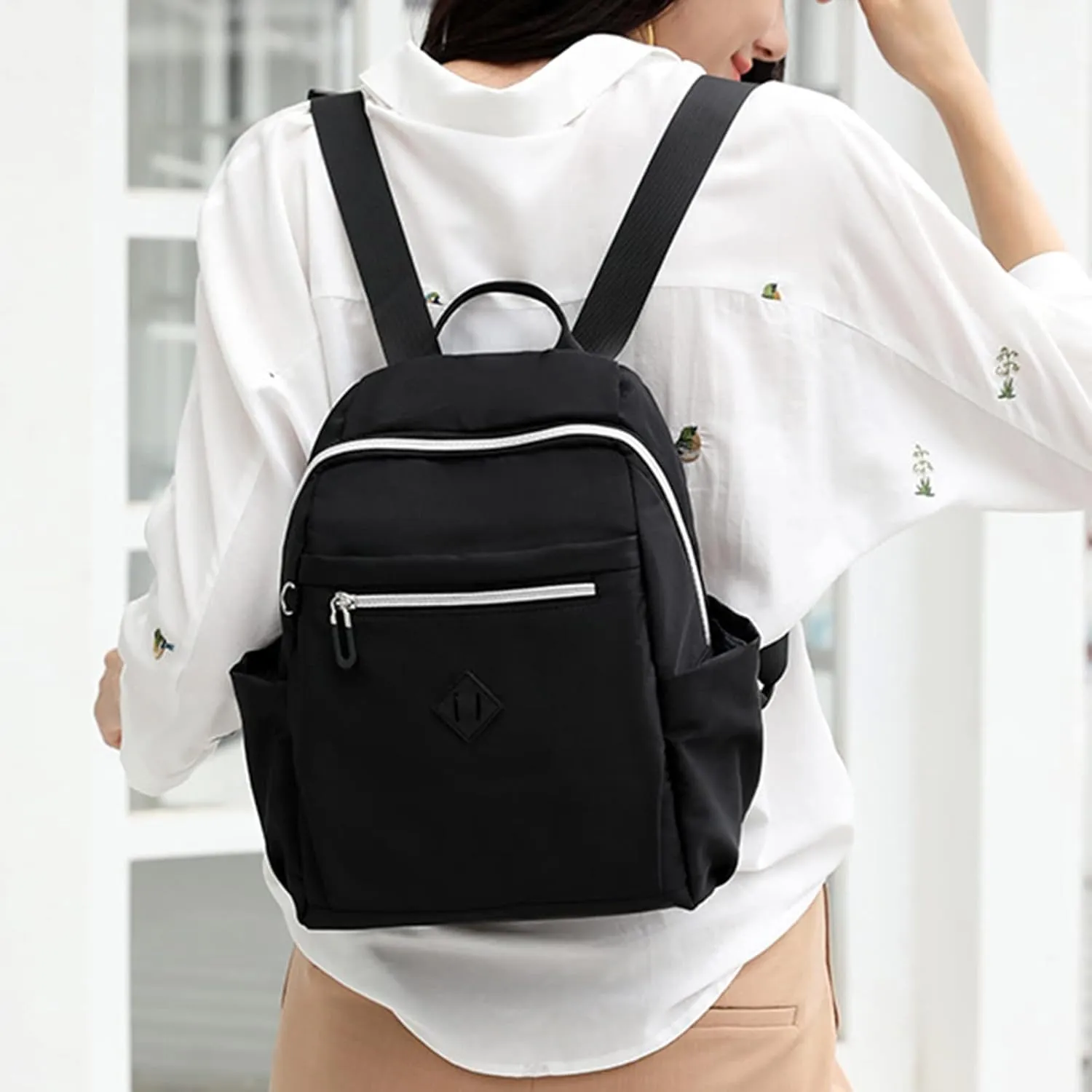 Women's Backpack Fashionable Small Schoolbag Adjustable Shoulder Strap Backpacks School Backpack for Teen Girls